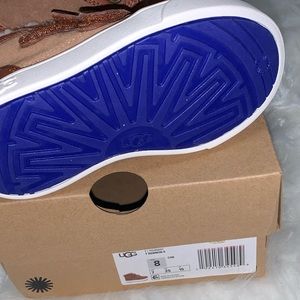 Ugg toddler boots nwt